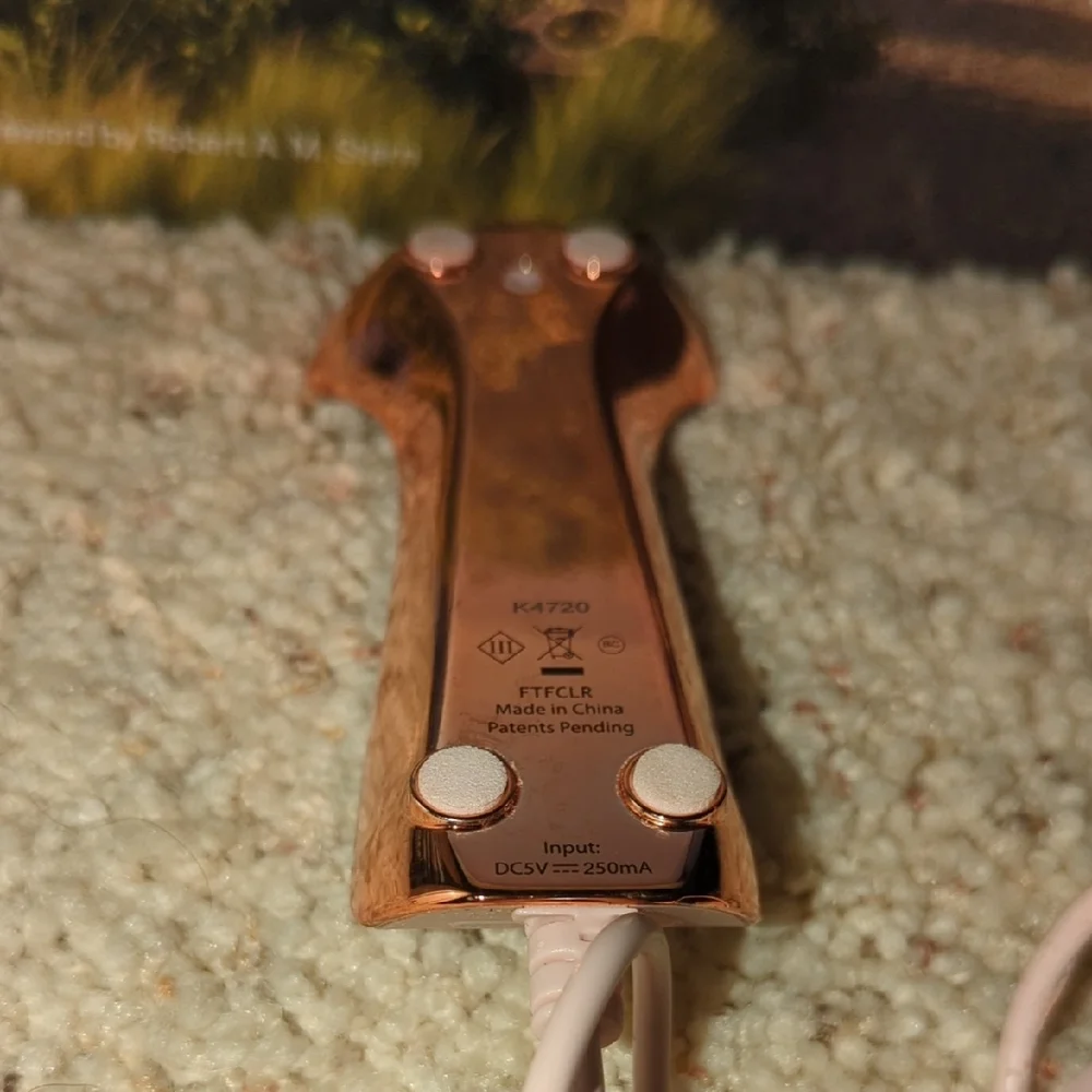Rose Gold USB Charging Cable - Picture 3 of 3